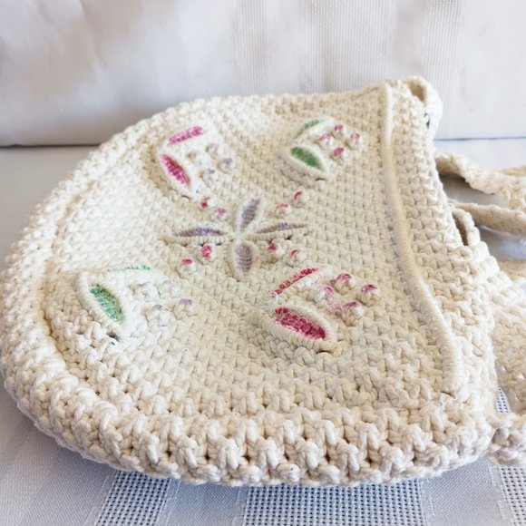 Beige Crochet Floral Shoulder Bag W/Embroidered Multi Color Flowers - Picture 10 of 10
